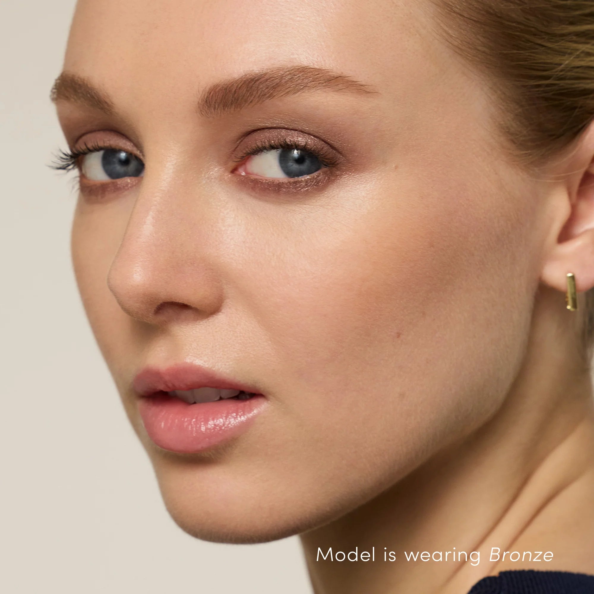 ColorLuxe Eye Shadow Stick